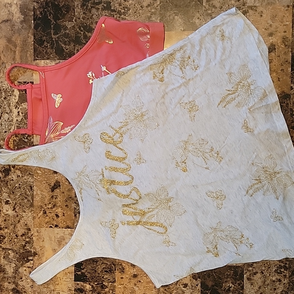 Girls L tank and matching sport bra